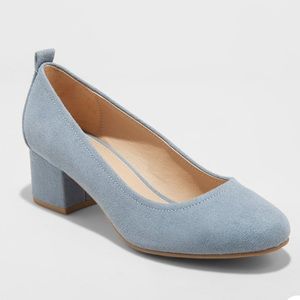 Universal Thread blue suede pumps - size 7